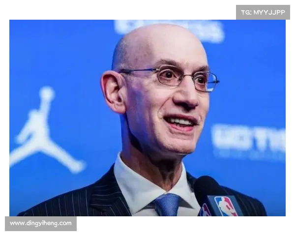 萧华谈WNBA总裁与球员矛盾称争端已过于个人化应尽快化解分歧 萧华谈WNBA总裁与球员矛盾称争端已过于个人化应尽快化解分歧